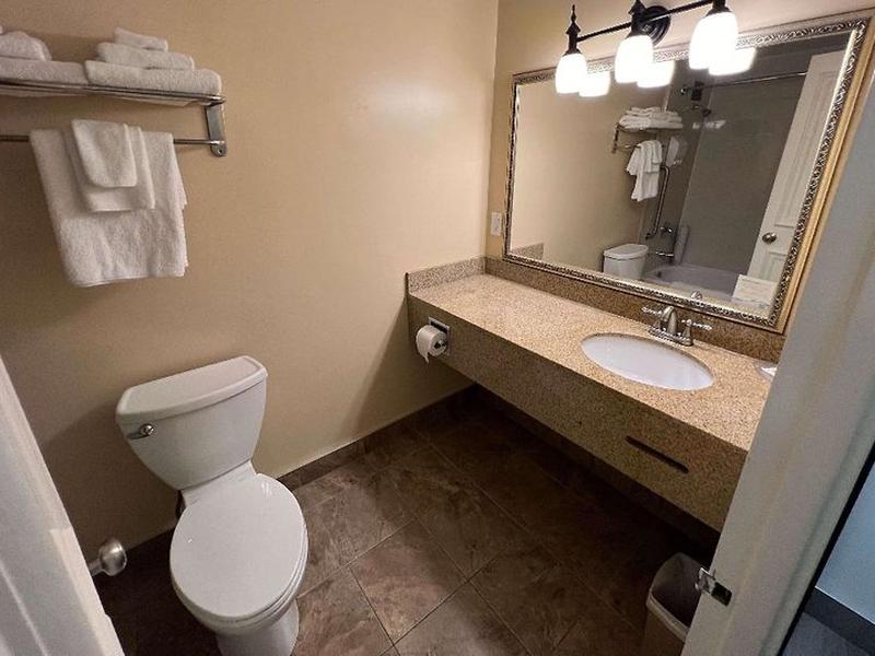 399C04D4EA555E2EE22D4B4F83C6E56D