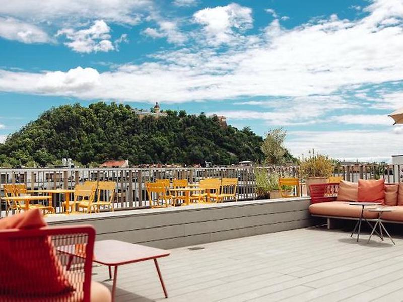 2202DD353342E76E3D6833B3B3523EFD