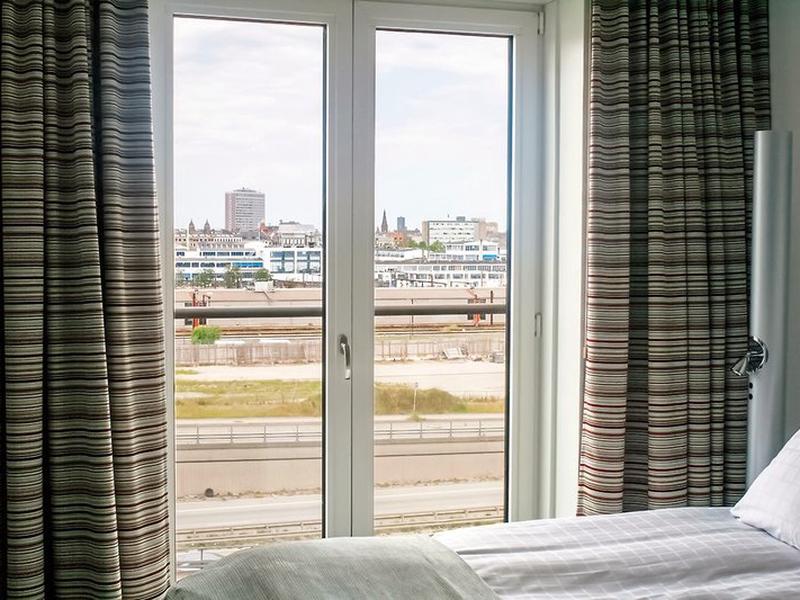 C1033E547D00361778DB06AE0BD0728E