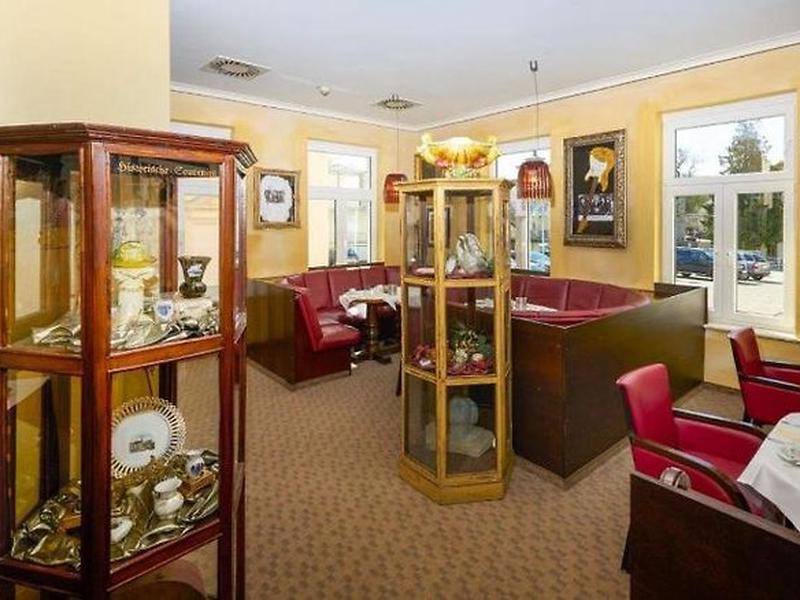 2B7949183D948FC8B262AD314814A806