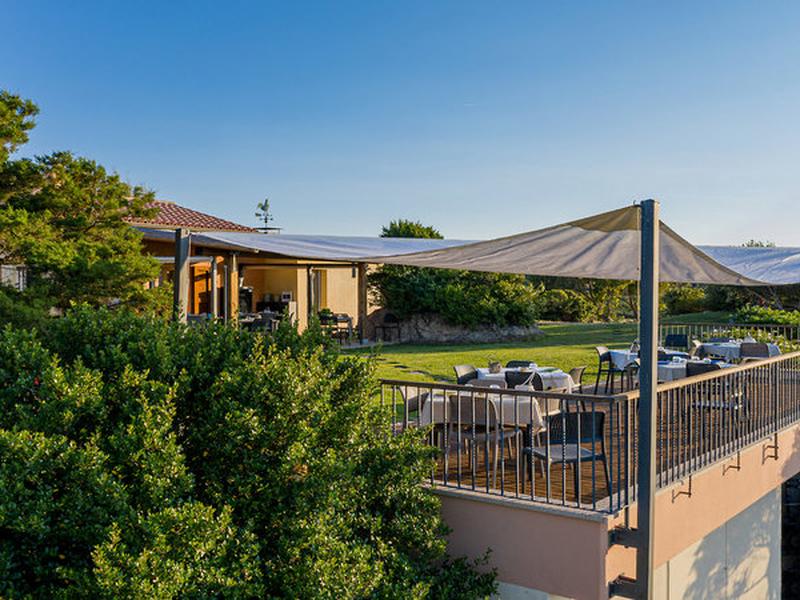 37BD04332965C9AA7A337E4DCED76571