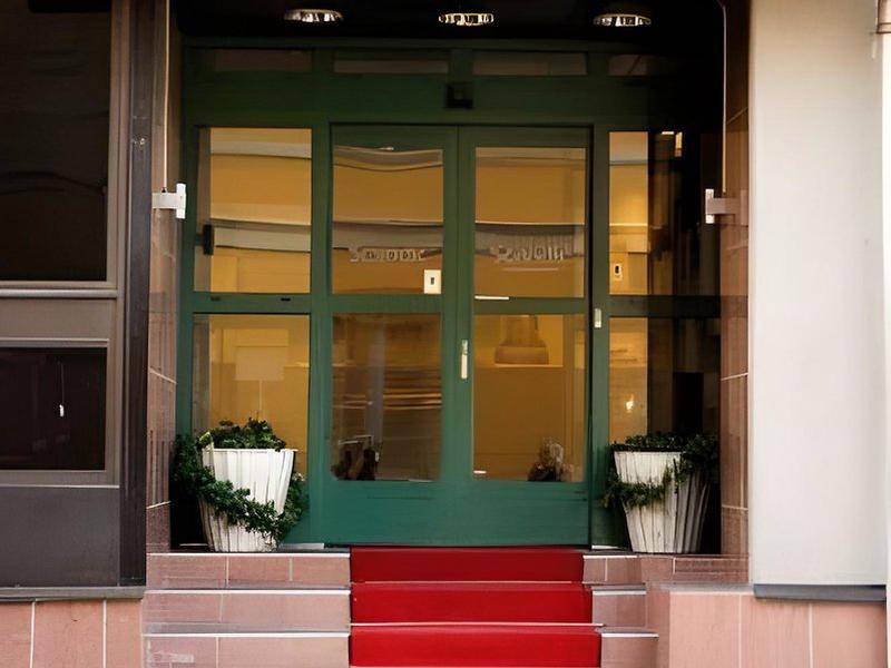 264ABAF39E2446FC6A72346F9B712A97