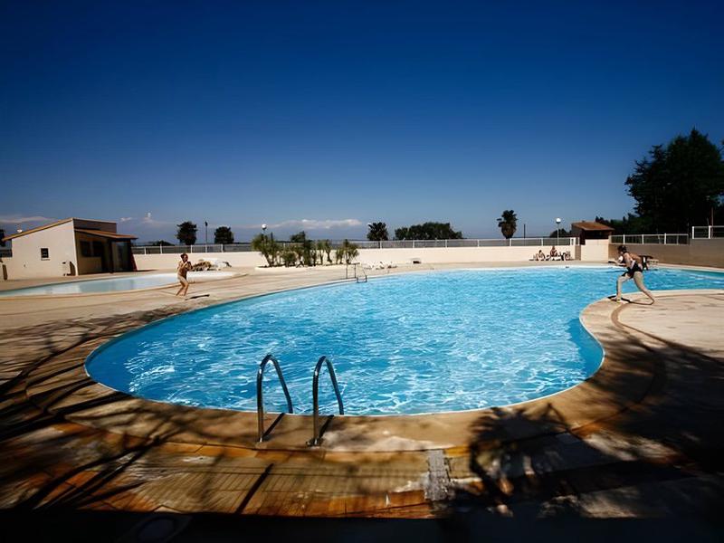 4EB97007B133E926ED36C344D46DB56F