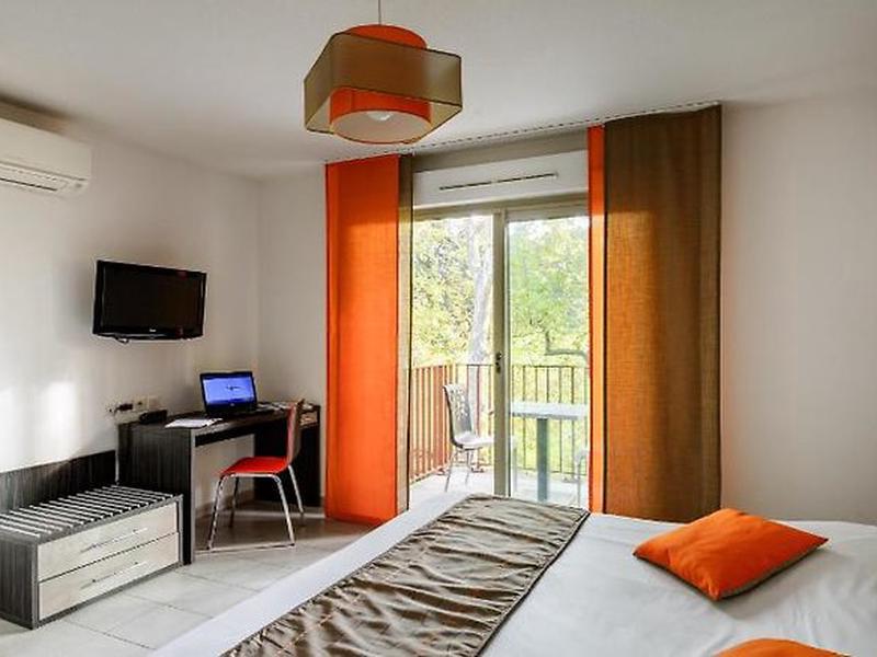 B5BEF1B741AF43290EEBCCE92C6F6E52