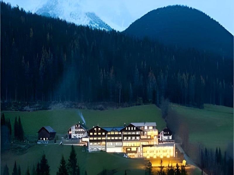 0D8CF18514A265ADF89BFCEB5B035336