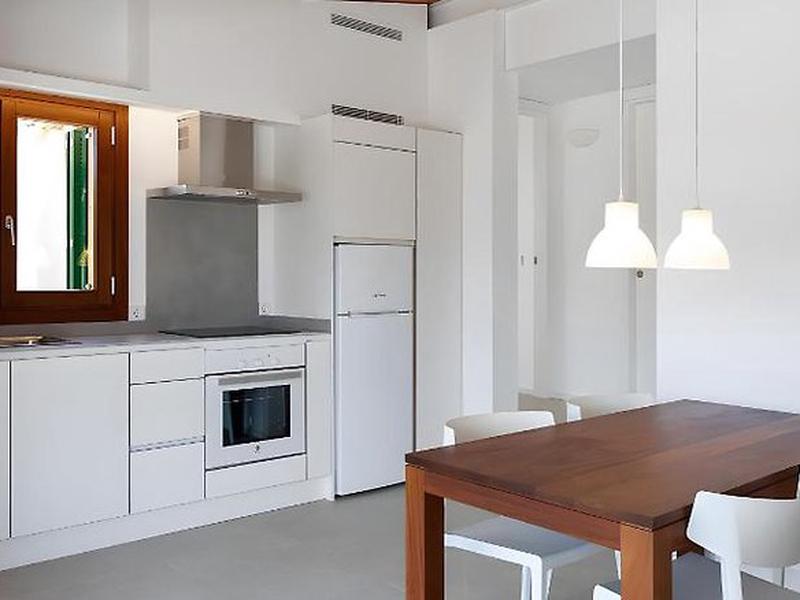 5AA992338BCB2C68D4ADAF24E5101732