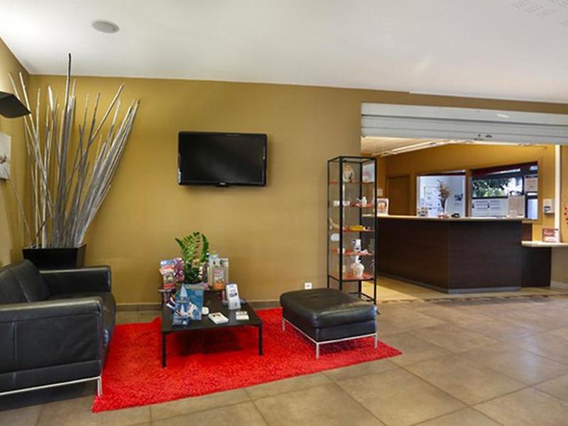 635E9AC6FD3215B6B74723EFB700FEDE