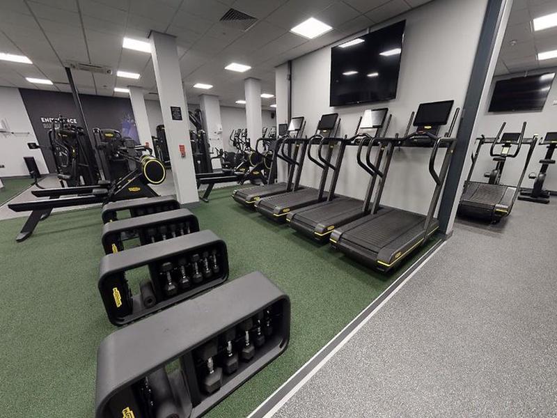 1699FE5407D0D5D33756CD9433ADA925