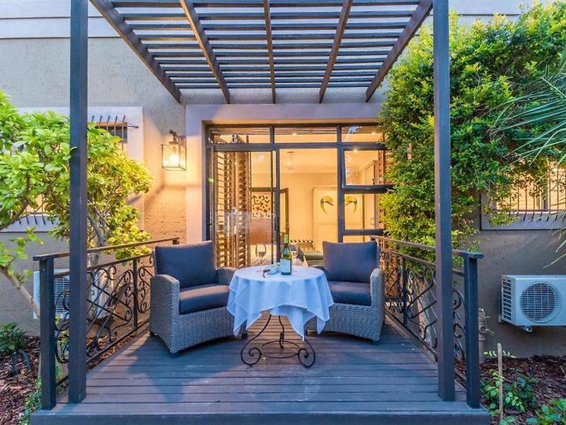 9E80FE170DE1D1C581B1AE498267BBCE