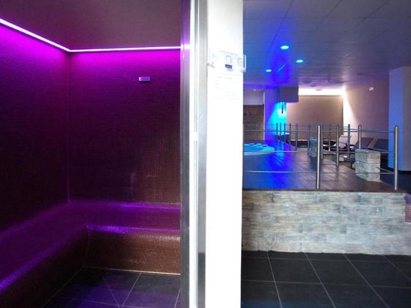 61FCEF6A443471A50477FD19DE8BF429