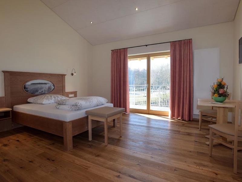 C7EF42D45C16CED79E6EFC2E5002FF18