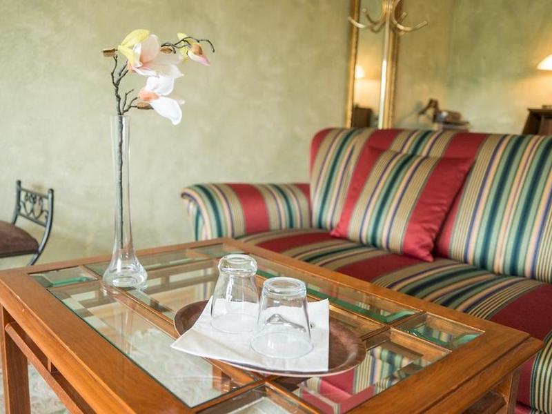 2CBC3ACD962B84D35F0CF3D1A736ED08