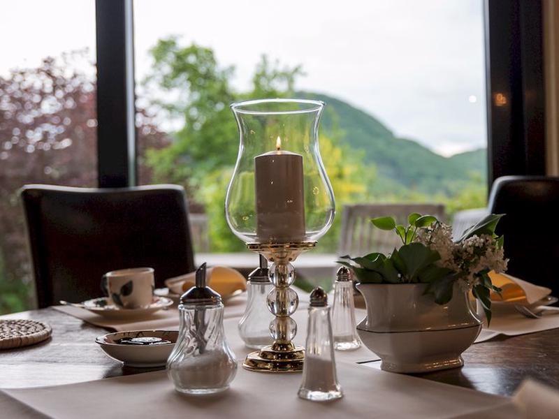 59422F39CDC52DF2BA13DF483ABFDE48