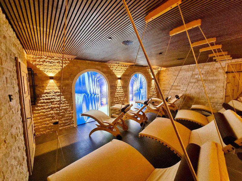 05E475E221BB16D069FE6D5B7BEDE69B