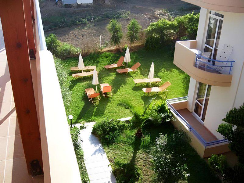 048D5CCF31E872FF8E8D7545763A96C3