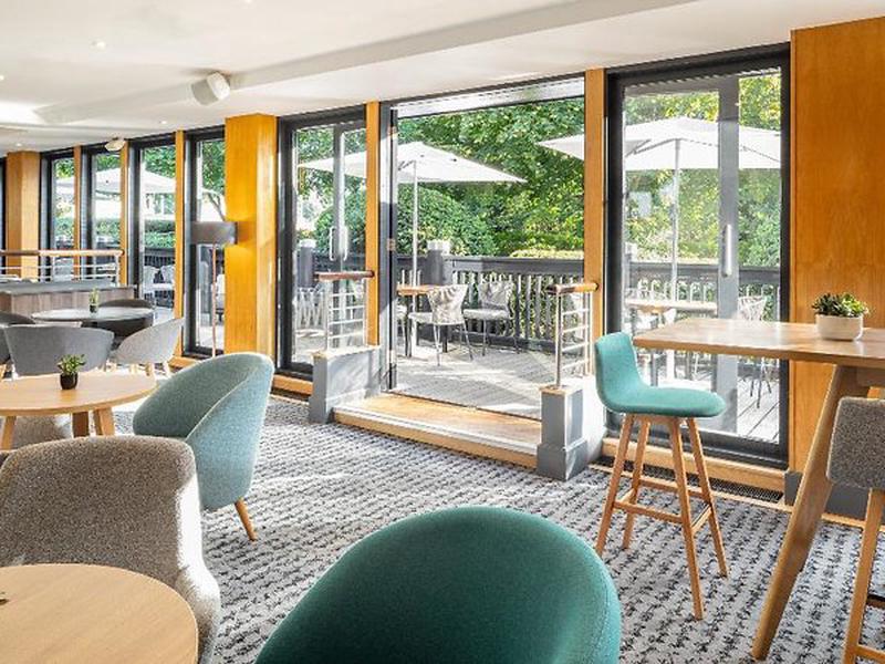 CDE1373FC8ABC1C645FF56A7F181DAA6