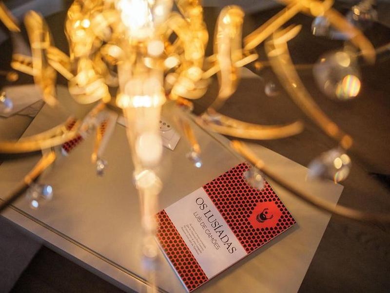 D7AFE0B7A84F512656779E34C8731014