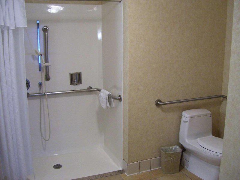 DCB410EDEB6EA61ECF73AE6401B05909