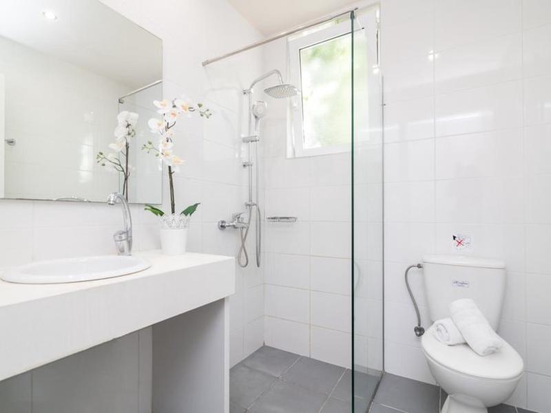 07F3323BF74847D305B8C6B9726104F2