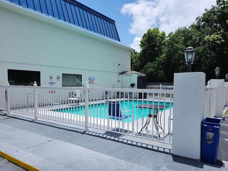 E7D3E780F736B7DFEAAA165A500E8957