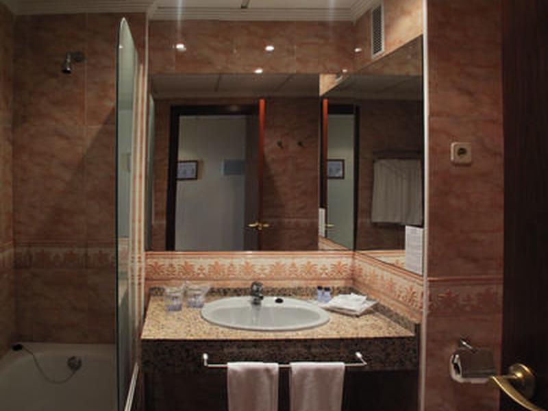 6C5BCF5347DA27F39897B318633007B0