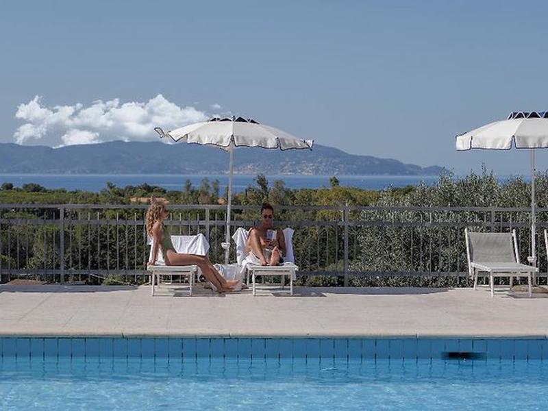 04F896B20A2C2DC46CD46BE2D290F2F2