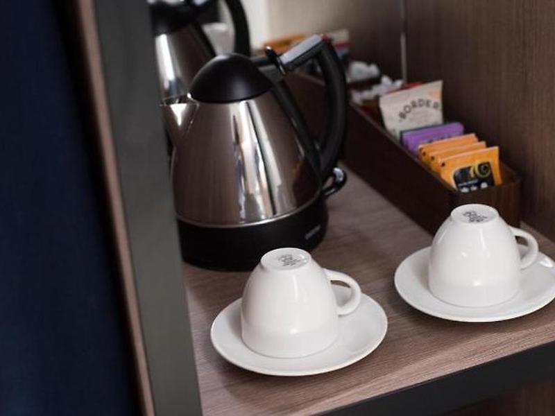 AB4B1915553AD63999EE902BB2A68AA2