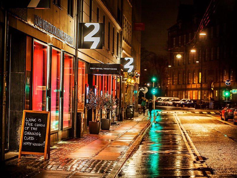 09805E723E5D7F812417D9314619DDF9