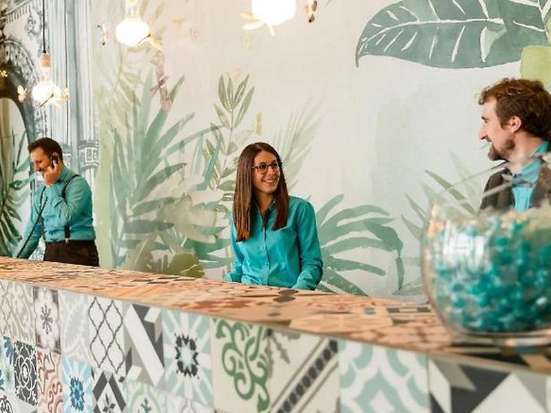 12C1C920F3D30F60AD47B206EB549988