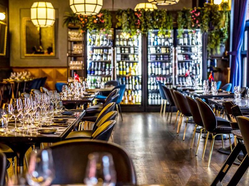 AB012E424FFA166AD919E7C3E1895B6E