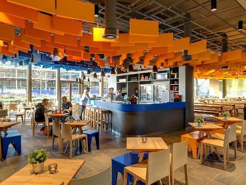 A470C1D4F7E7F21A2D31703803A82247