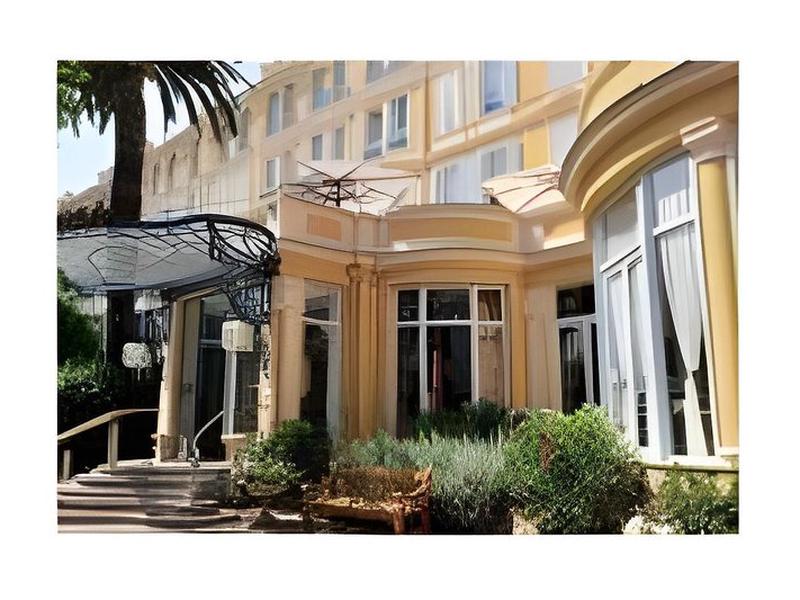 06BD2C738448955635E706099F251542