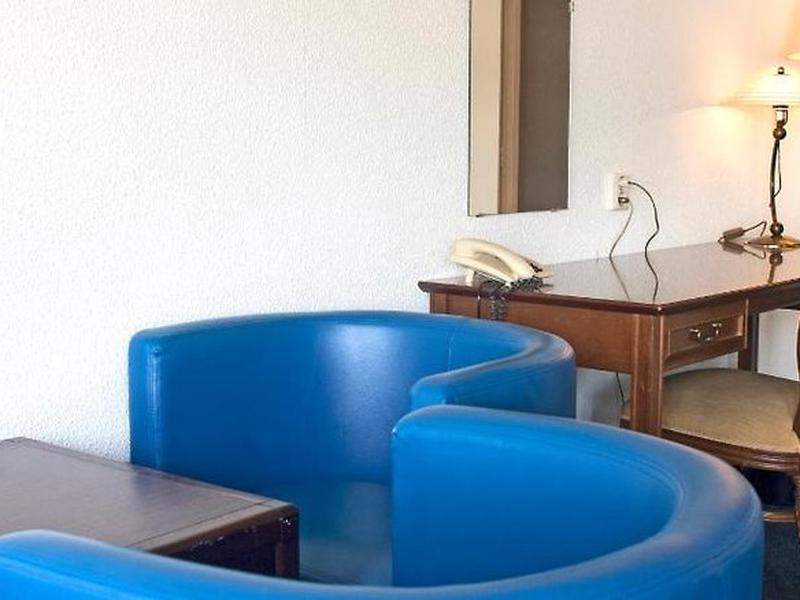 13DAC7DC528DFF8DF4A9C05C7004AC0C