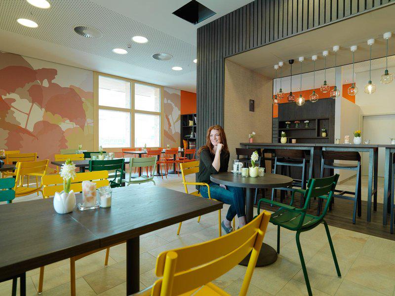 56A57B561989016A7177BDE0F860EBAA