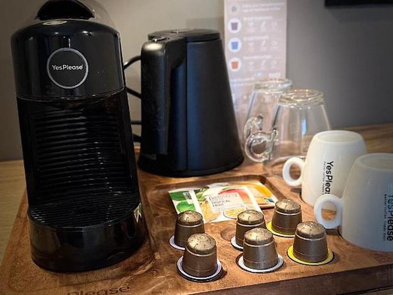 C1EDA27E234B838041F64ECE3C68CCAE