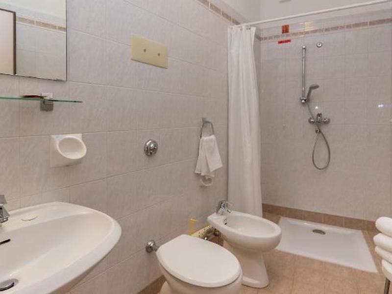 28A9A3EAF1CDEDAF9CB4C7E7D150734F