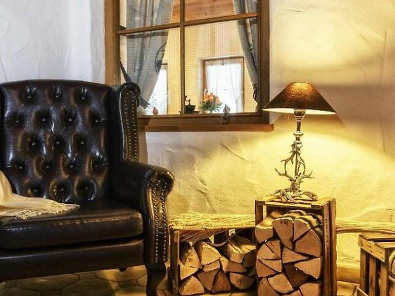 33872AD131E93A2445E31A67A9147894