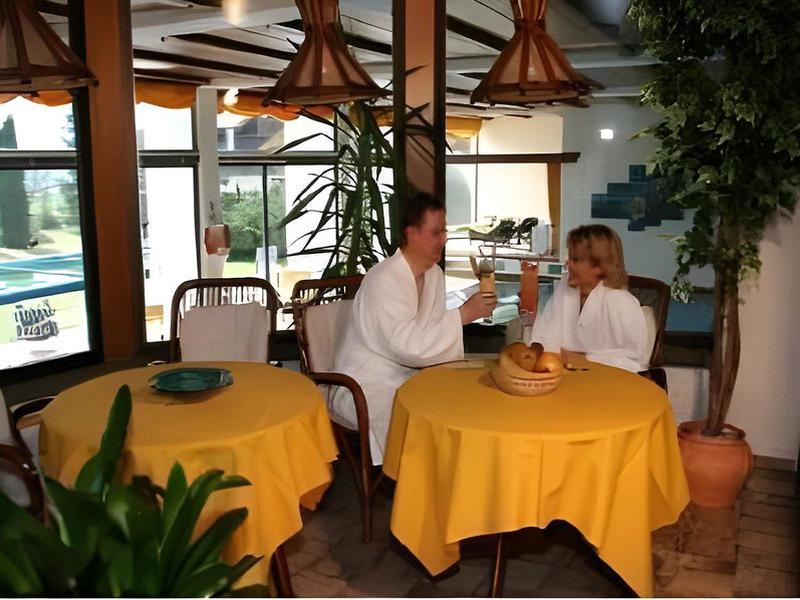 C54A9654BE6CF2B04074BD7862AAFAFA