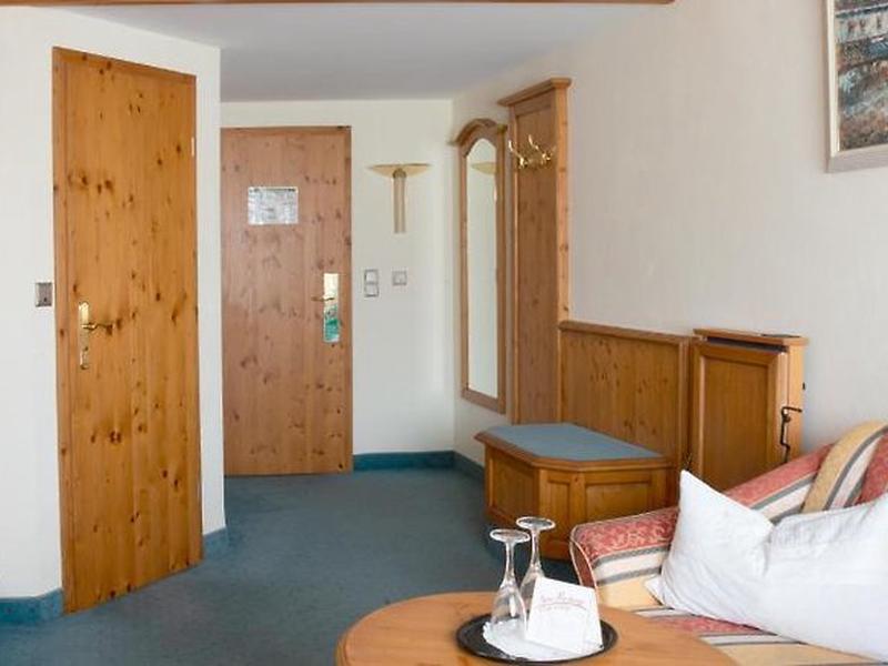 41773143D668E665F32769CB3B9EDEE7