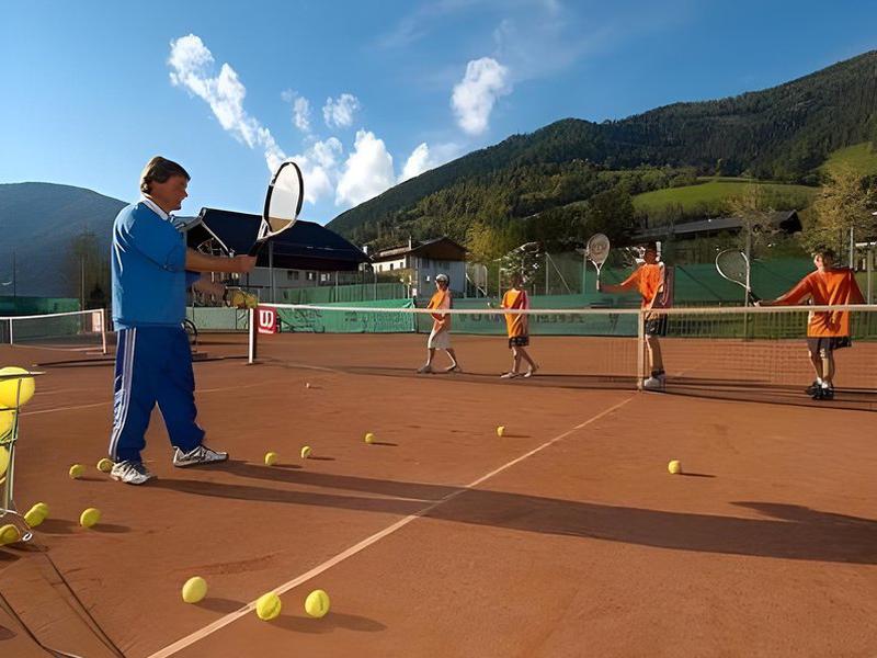 FFD5CF2D4CFE88B2279A12596FA68652