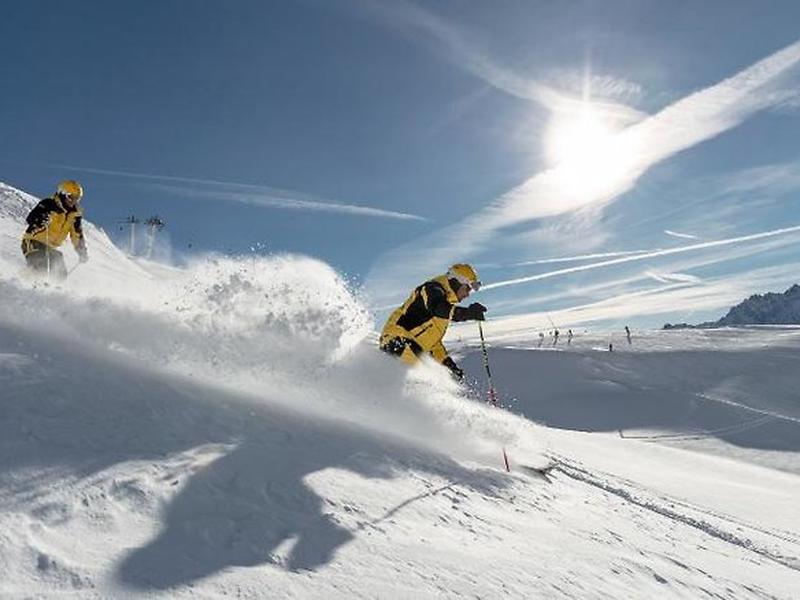 09BB88FC30B3EAB0F91C42C9EAE8782E