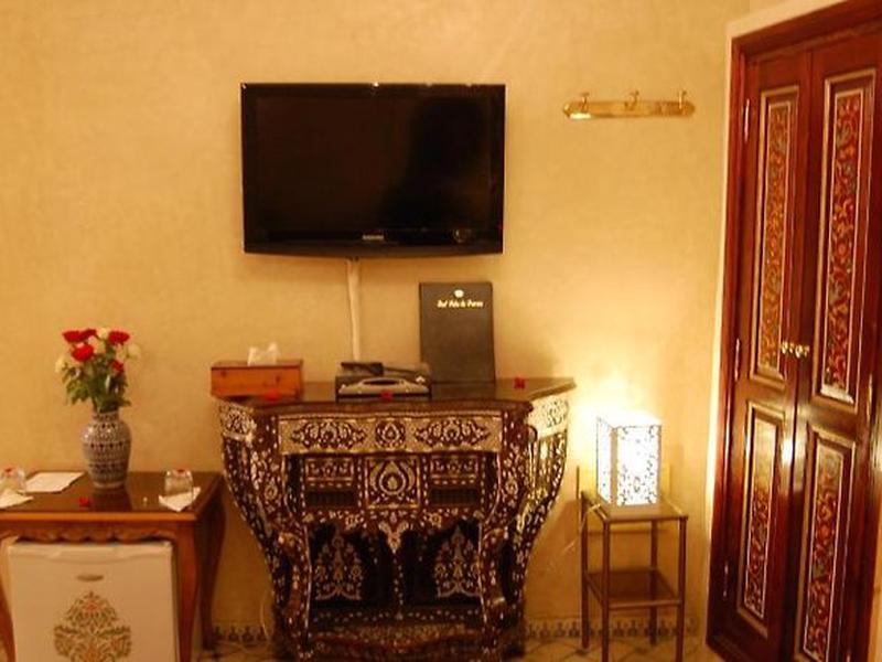 4B47E96E0ABFA0BFBAAE455AD1EEBAFD