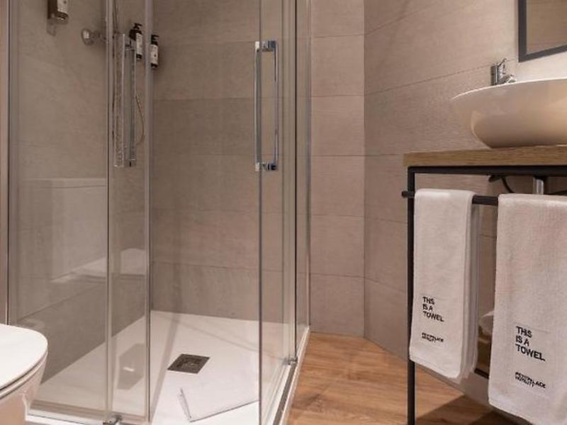 FE48E8B0D7D18B8FAB565FCDA2CDCE86