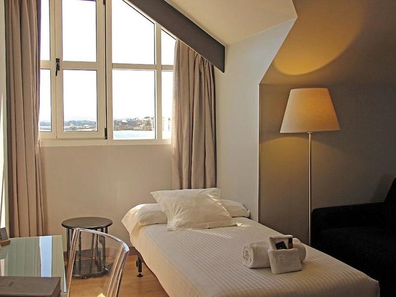 13F9DCAA02694EEC69A65FA8475DD12A