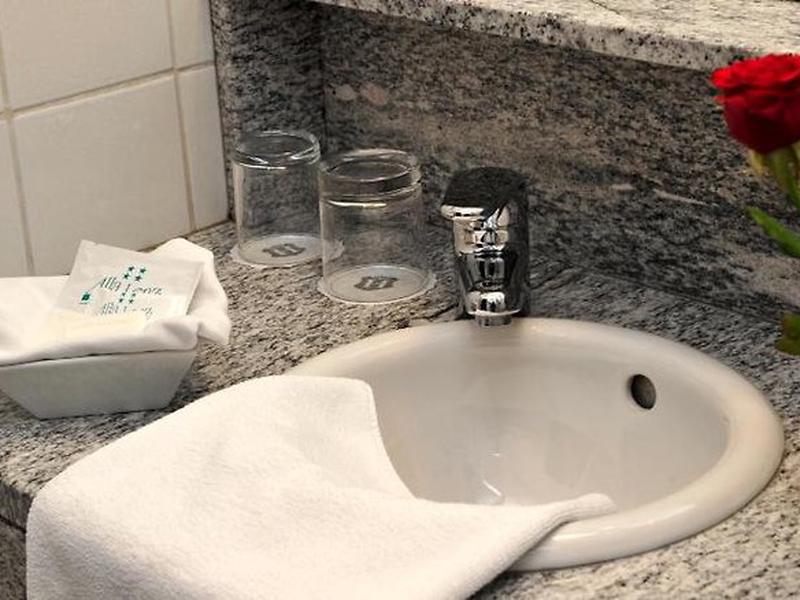 776DC441B37CB619AB9451D1931D0581