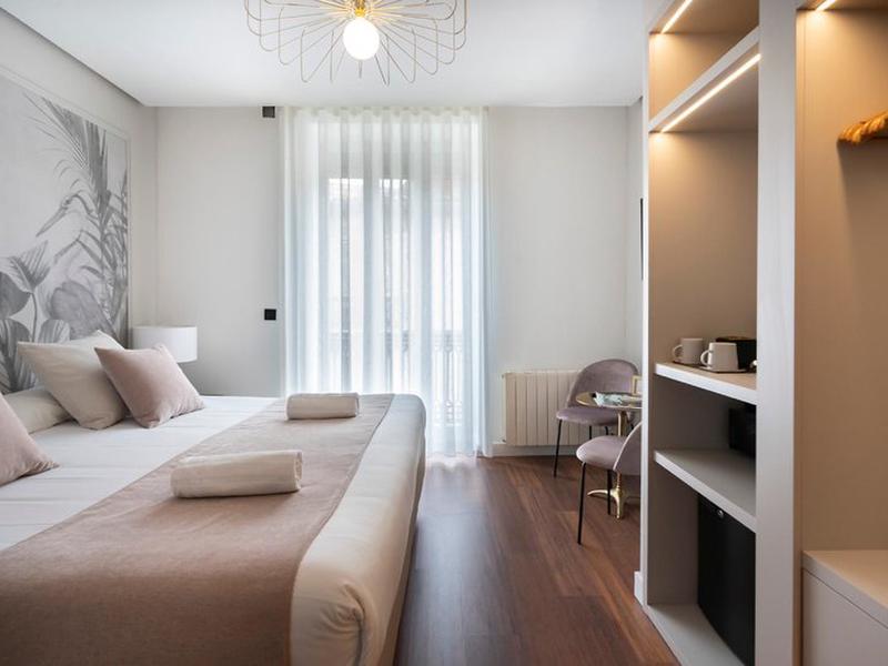 97FC1BDB3493EAB001200579C64728DC