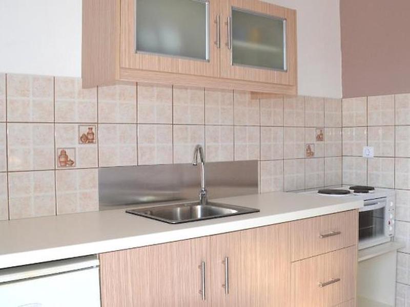 009014AF2B7A03988D4A9C9B0DE55ED2