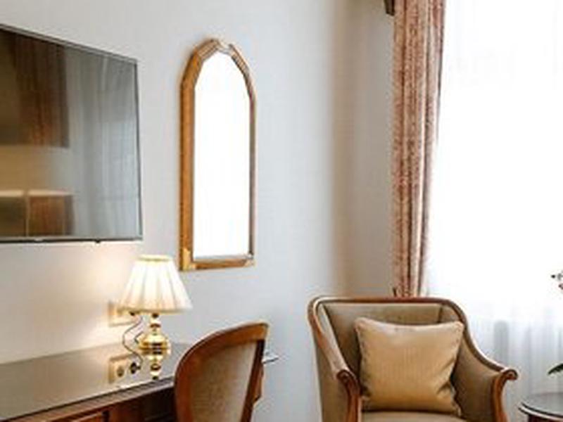 543C5F09B17C5E762C8425E6A7DF74C4