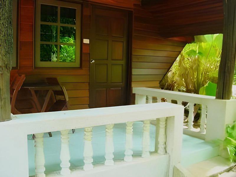 0E37A0D71ACD7A6533E8F2BDEE9B78BD