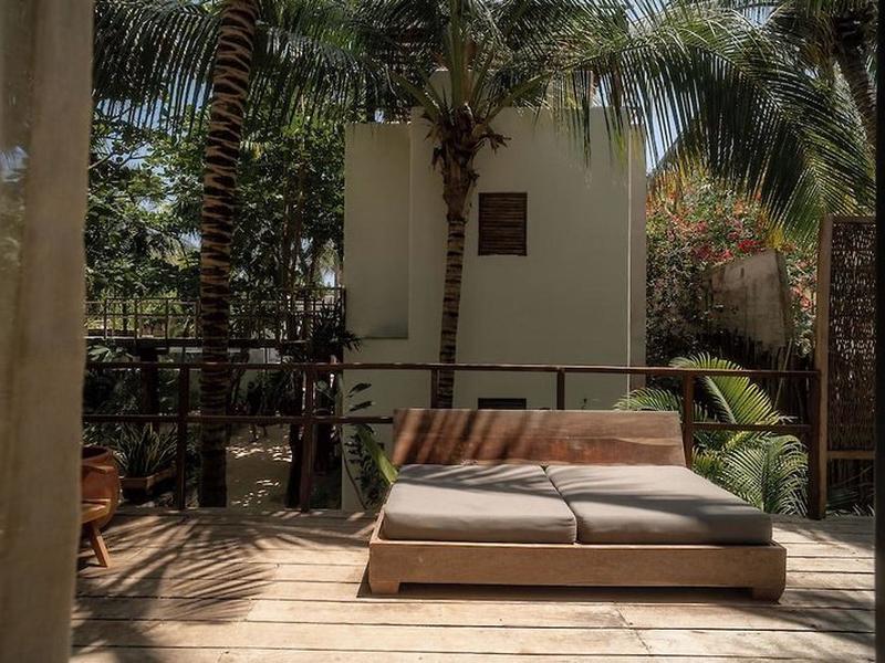 4ADDDC193F4FA3A5845BCF6CCE90A269